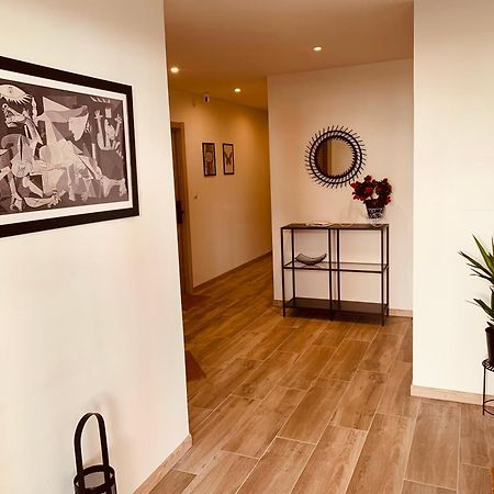 Lurgorri Apartamentos By Gernihost Gernika-Lumo Zewnętrze zdjęcie